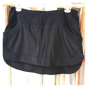 Lululemon tennis skirt, 6